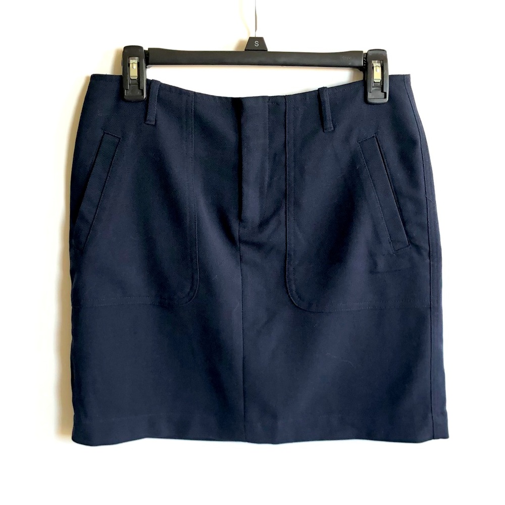 🌴BANANA REPUBLIC Navy Blue Mini Skirt